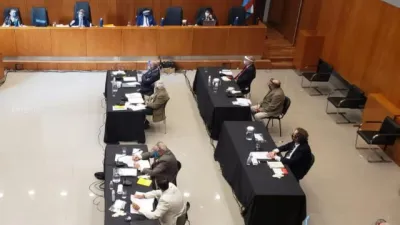 Corrupción: abogados, dirigentes y jueces y la máquina de impedir sus juicios orales