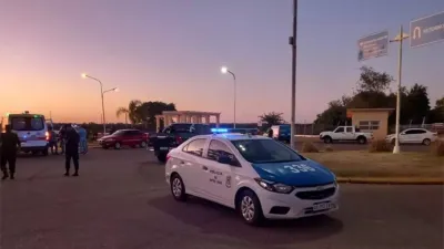 La balacera se registró en horas de la madrugada de hoy en avenida de los Pueblos Originarios y bulevar Chacabuco, sobre la Costanera de Concordia.