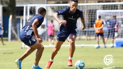 Sin Maradona y a puertas cerradas, Gimnasia entrenó pensando en Patronato