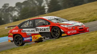 TC 2000 en Paraná: de local, Bastidas fue tercero en el Sprint que ganó Aramendia