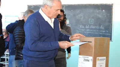 Atilio Benedetti votó en Larroque