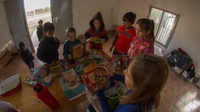 "Biblioteca ambulante para la Niñez"