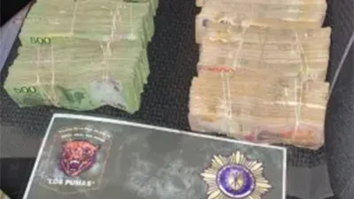 La documental exhibida por los dos hombres que transportaban los casi 4,5 millones de pesos motivaron el procedimiento de secuestro ante testigos.