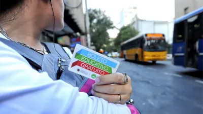 El diputado Eduardo Solari (UCR-Juntos por el Cambio) propone crear el boleto estudiantil como existe en otras provincias y acusó al oficialismo entrerriano de no querer tratar la iniciativa en la Legislatura donde tiene mayoría en ambas Cámaras.