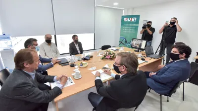 Bordet anunció el Programa para el Desarrollo de la Conectividad del Sector Productivo