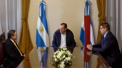 El cónsul uruguayo en Paraná le anunció al gobernador que la apertura oficial de esa sede se realizará el próximo 28 de agosto.