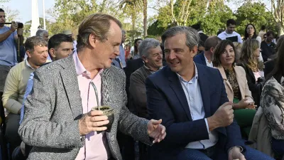 Gustavo Bordet y Adán Bahl participaron de la de la Fiesta de la Colonización en San José.