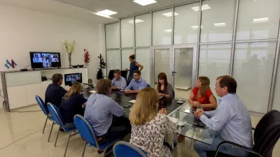 Bordet en teleconferencia