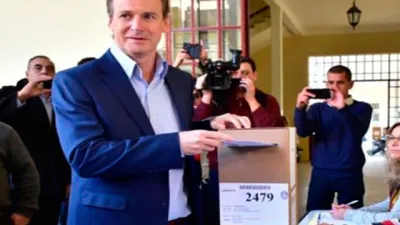 Bordet votando 