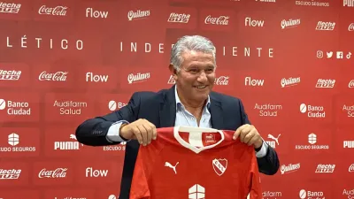 Burruchaga: “Más de un amigo me dijo que estaba loco por agarrar en Independiente”