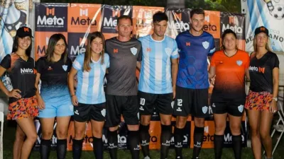 Fútbol: Belgrano presentó su plantel rumbo al Torneo Regional Federal Amateur