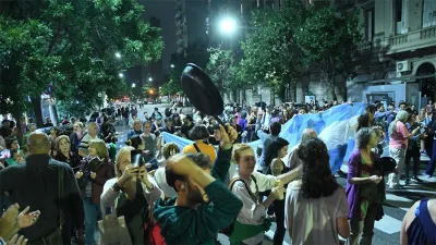 Se registraron cacerolazos en distintos puntos de Buenos Aires y en otras provincias luego de la cadena nacional de Javier Milei.