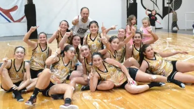 Las chicas de Estudiantes U13 conquistaron la Copa de Oro del Torneo Dos Orillas