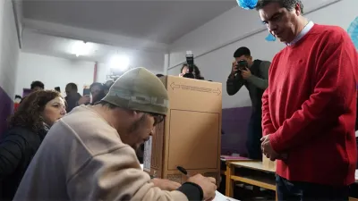 El gobernador del Chaco, Jorge Capitanich, votó hoy en las PASO. El crimen de Cecilia Strzyzowski generó conmoción política sin precedentes.