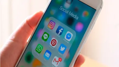 celular redes sociales