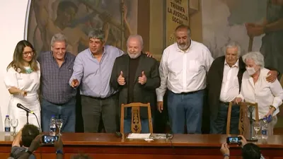Los expresidentes de Brasil, Inácio Lula Da Silva, y de Uruguay, José Pepe Mujica en la CGT.