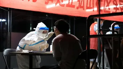 China volvió a confinar a millones de personas por la variante delta