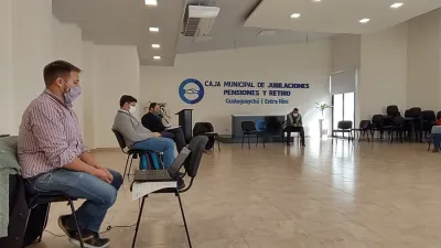 La reunión del COES de Gualeguaychú se hizo en el salón de la Caja de Jubilaciones Municipal.
