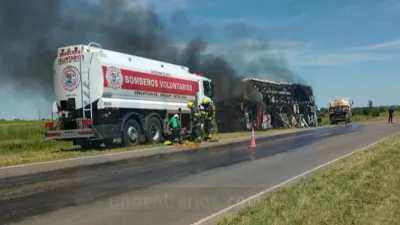 colectivo incendiado ruta 39