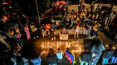 Vigilia y protesta contra el gobierno de Duque en Medellín.