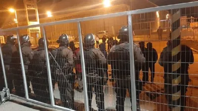 Resyder con custodia policial