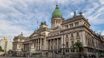 El Congreso repite lo peor de su historia.