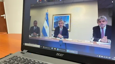 Felipe Solá, Alberto Fernández y Daniel Filmus, durante el encuentro del Consejo Nacional de Asuntos Relativos a las Islas Malvinas, Georgias del Sur, Sándwich del Sur y los Espacios Marítimos e Insulares.
