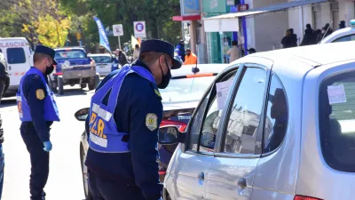 Habrá operativos especiales el fin de semana y recordaron no realizar reuniones sociales