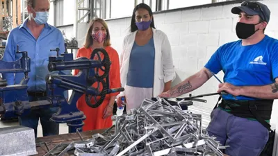 La línea crediticia contará con un cupo del 20 por ciento para empresas lideradas o sean propiedad de mujeres, y cada solicitud podrá alcanzar la suma de dos millones de pesos.