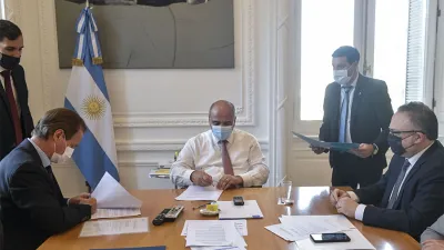 El acuerdo implica disponer de 800 millones de pesos destinados a productores afectados por la sequía.