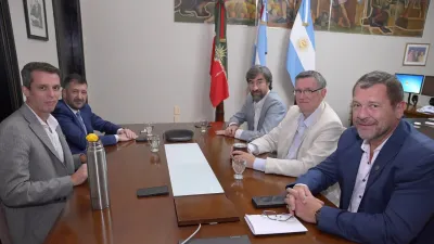 Cresto se reunió con los legisladores Kueider, Giano, Gay y Loggio