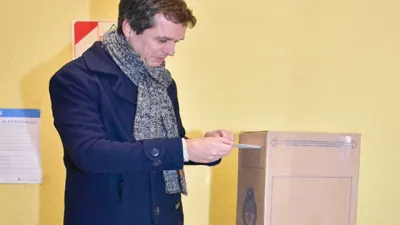 Cresto votando PASO nacionales