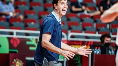 Liga Nacional de Básquet: el entrerriano Daniel Farabello dirigirá a Riachuelo de La Rioja