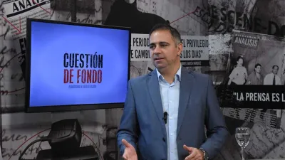 Mauricio Davico, intendente de Gualeguaychú desmintió que vaya a ser candidato el año próximo y aclaró que no es por diferencias ideológicas con el gobierno nacional sino para honrar el cargo por el cual fue elegido por los vecinos.