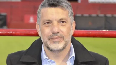 El presidente de Huracán advirtió que Diego Martínez aun no se desvinculó del “Globo”