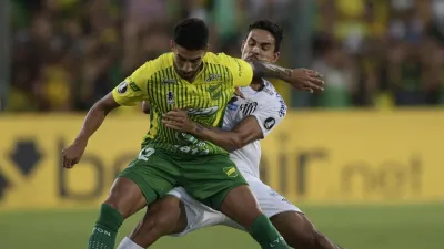 Antes de recibir a Patronato, Defensa y Justicia cayó en su debut por la Copa Libertadores