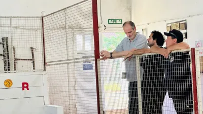 El secretario de Deportes visitó las instalaciones del Club San Benito