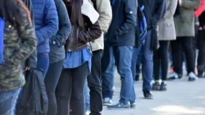 En 12 meses se perdieron 217.100 puestos