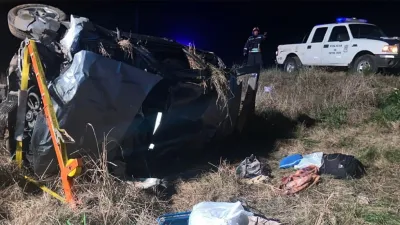 El Volkswagen Gol Trend despistó en inmediaciones a la rotonda de acceso a la localidad de San José (Departamento Colón).