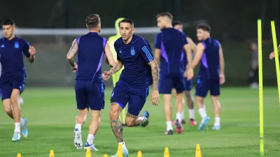 Qatar 2022: Scaloni probó dos formaciones y las dudas siguen siendo De Paul y Di María