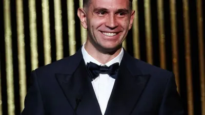 Emiliano Dibu Martínez