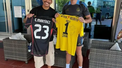 El paranaense “Nacho” Arce se reencontró con el “Dibu” Martínez en el predio de Ezeiza