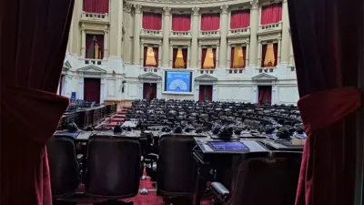 El miércoles la Cámara Baja intentará aprobar la iniciativa de Ficha Limpia. Y el Senado abordará el proyecto de suspensión de las PASO.