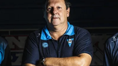 Según Oscar Bonell, “Echagüe sí o sí tiene que estar de mitad de tabla para arriba”