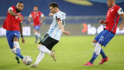 Copa América: Argentina debutó con un empate con gusto a poco ante Chile en Río de Janeiro