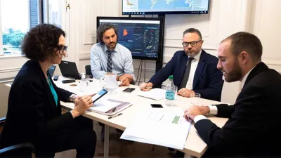 El Gobierno prepara una serie de medidas tendientes a mantener la actividad económica, afectada por el coronavirus.