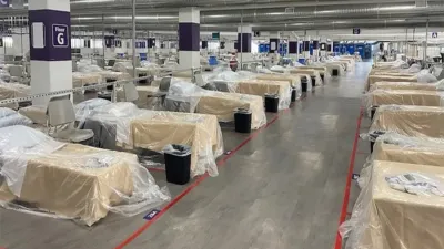 El Renown Regional Medical Center de Reno (Estados Unidos) debió recurrir a una solución de emergencia para paliar la falta de camas.