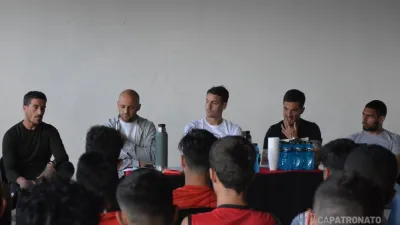 En Patronato concluyó el ciclo de charlas de los profesionales a los juveniles