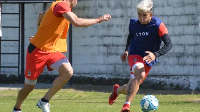 Patronato volvió a sumar minutos de fútbol en el predio La Capillita