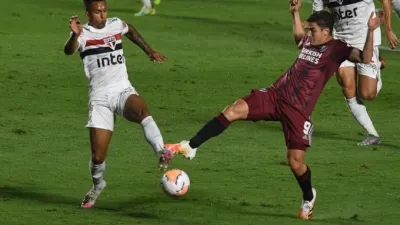 Copa Libertadores: River sufrió dos goles en contra y empató en su visita a Brasil